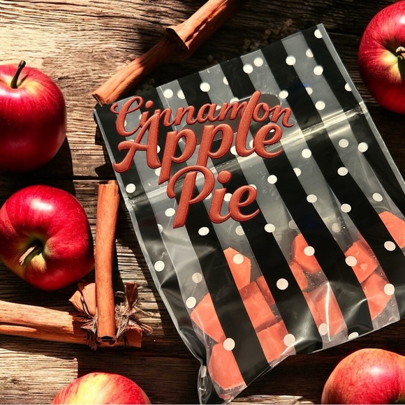 Wax Melts by Chef Jamie Handcrafted Cinnamon Apple Pe  Soy 12 pieces - Picture 2 of 3